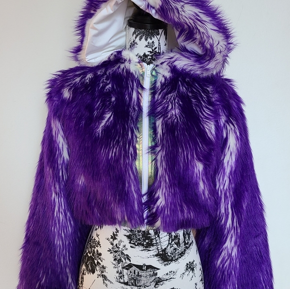 Purple jacket, small/Medium - Picture 4 of 4